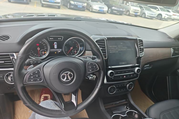 Used BAIC Off-Road BJ90 2020 3.0T Navigator Edition Center Console
