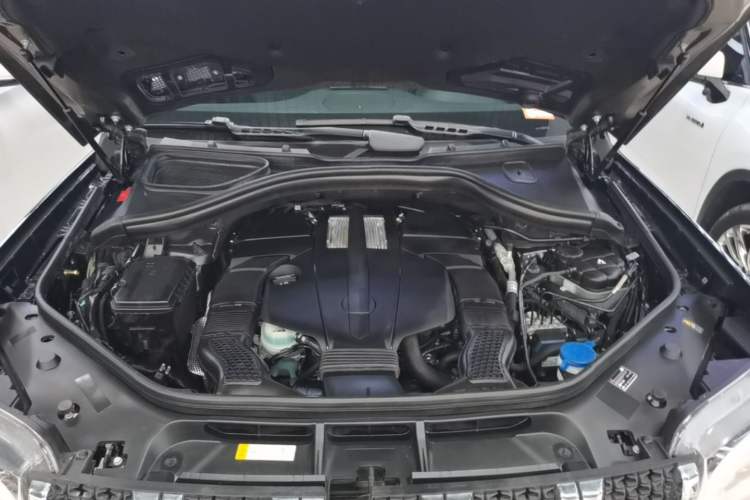 Used BAIC Off-Road BJ90 2020 3.0T Navigator Edition Engine Bay