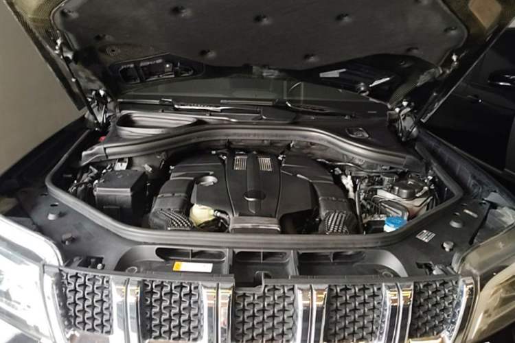 Used BAIC Off-Road BJ90 2020 3.0T Navigator Edition Engine Bay