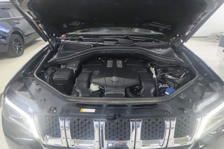 Used BAIC Off-Road BJ90 2020 3.0T Navigator Edition Engine Bay