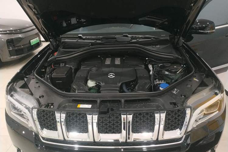 Used BAIC Off-Road BJ90 2020 3.0T Navigator Edition Engine Bay