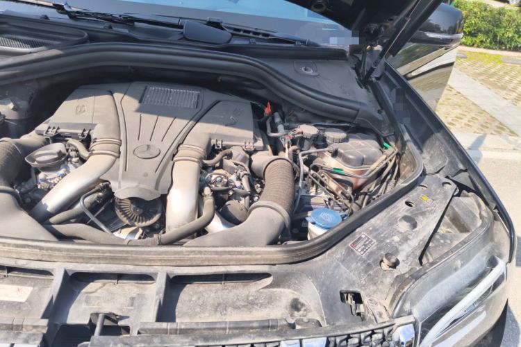 Used BAIC Off-Road BJ90 2020 4.0T Honor Edition Engine Bay Left