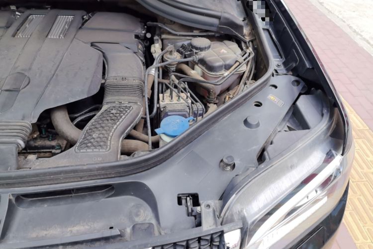Used BAIC Off-Road BJ90 2020 3.0T Chief Edition Engine Bay Left