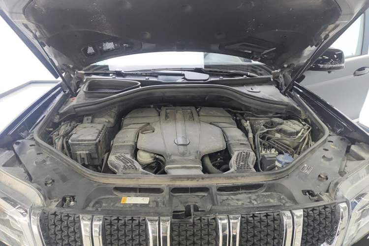 Used BAIC Off-Road BJ90 2020 3.0T Navigator Edition Engine Bay