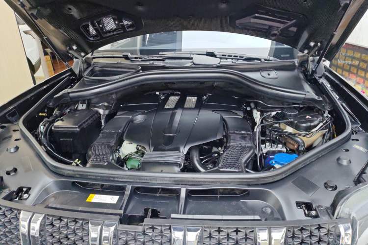 Used BAIC Off-Road BJ90 2020 3.0T Navigator Edition Engine Bay