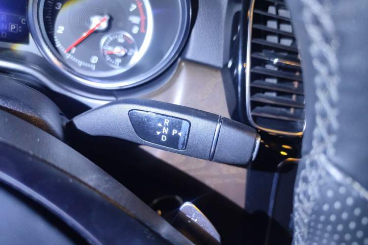 Used BAIC Off-Road BJ90 2020 3.0T Executive Edition Gear Lever