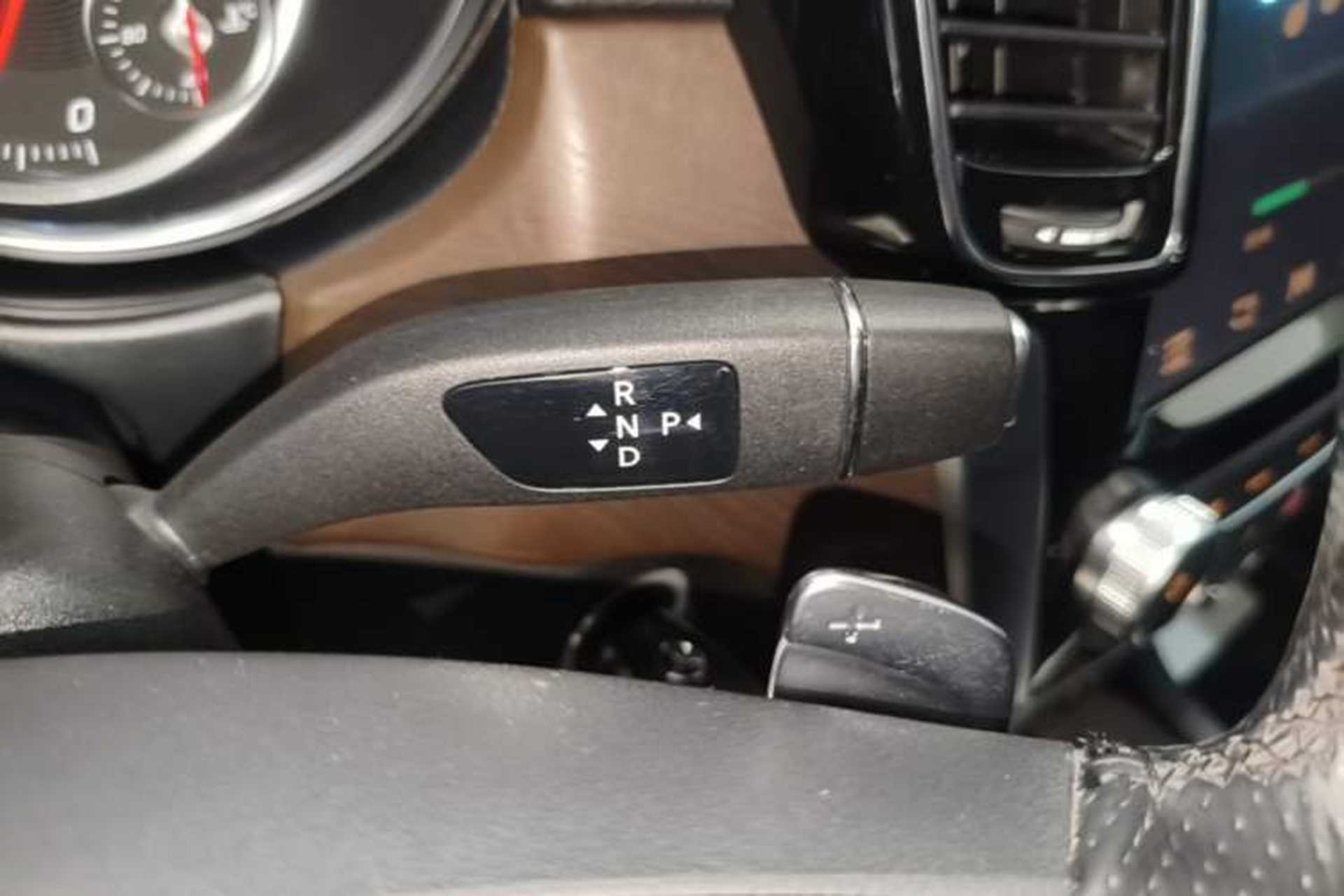 Used BAIC Off-Road BJ90 2020 3.0T Executive Edition Gear Lever