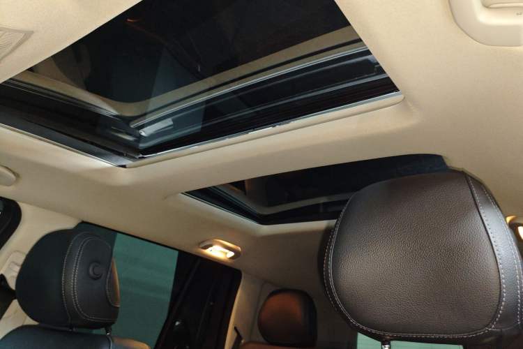 Used BAIC Off-Road BJ90 2020 4.0T Prestige Edition Headliner