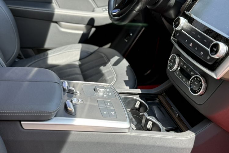 Used BAIC Off-Road BJ90 2020 3.0T Navigator Edition Interior 1