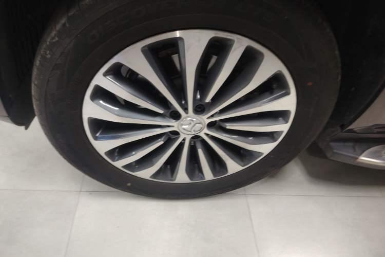 Used BAIC Off-Road BJ90 2020 3.0T Navigator Edition Left Front Wheel Hub