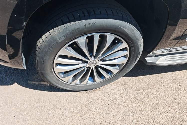 Used BAIC Off-Road BJ90 2020 3.0T Navigator Edition Left Front Wheel Hub