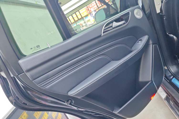 Used BAIC Off-Road BJ90 2020 3.0T Navigator Edition Left Rear Door Interior