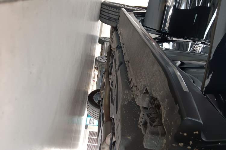 Used BAIC Off-Road BJ90 2020 3.0T Navigator Edition Right Side Sill
