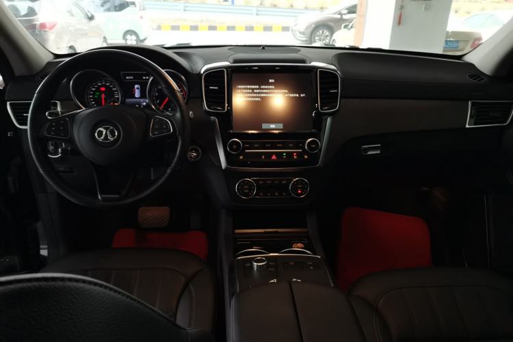 Used BAIC Off-Road BJ90 2021 4.0T Prestige Edition Center Console