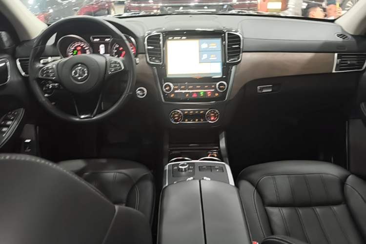 Used BAIC Off-Road BJ90 2021 4.0T Prestige Edition Center Console