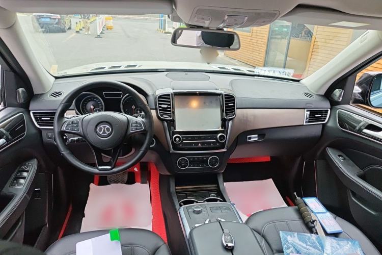 Used BAIC Off-Road BJ90 2021 4.0T Prestige Edition Center Console