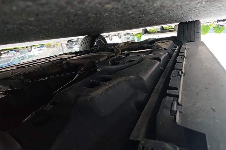 Used BAIC Off-Road BJ90 2021 4.0T Prestige Edition Chassis Front Right