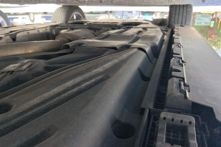 Used BAIC Off-Road BJ90 2021 3.0T Zhenrong Edition Chassis Rear Left