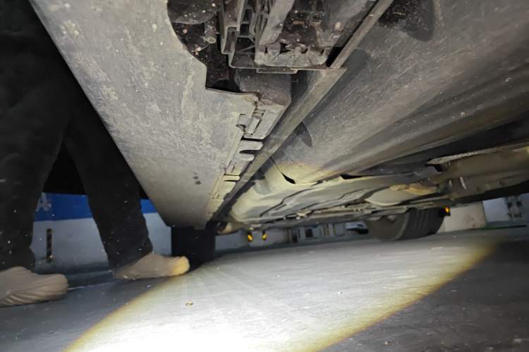 Used BAIC Off-Road BJ90 2021 3.0T Zhenrong Edition Chassis Rear Left