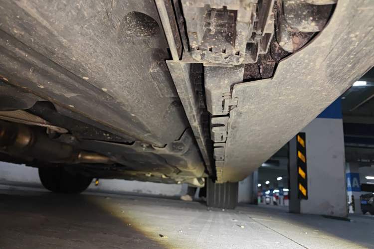 Used BAIC Off-Road BJ90 2021 3.0T Zhenrong Edition Chassis Rear Right