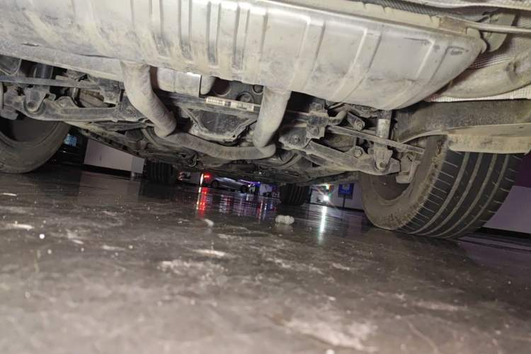 Used BAIC Off-Road BJ90 2021 3.0T Zhenrong Edition Chassis Rear