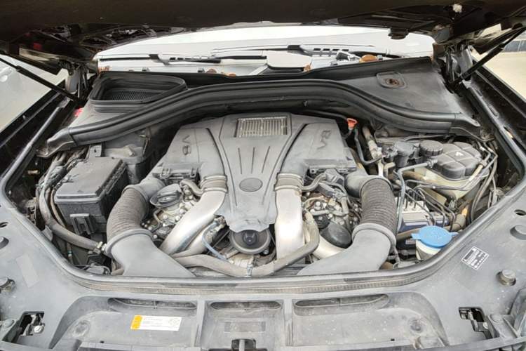 Used BAIC Off-Road BJ90 2021 4.0T Prestige Edition Engine Bay