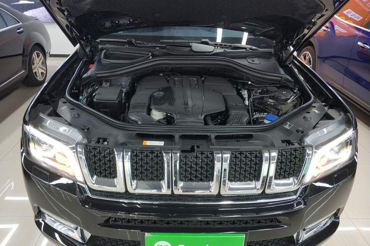 Used BAIC Off-Road BJ90 2021 3.0T Zhenrong Edition Engine Bay