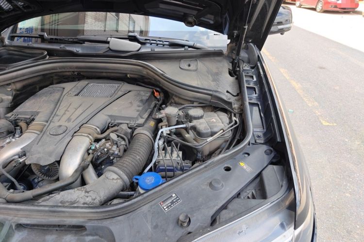 Used BAIC Off-Road BJ90 2021 4.0T Prestige Edition Engine Bay Left