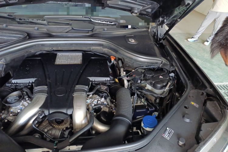 Used BAIC Off-Road BJ90 2021 4.0T Prestige Edition Engine Bay Left