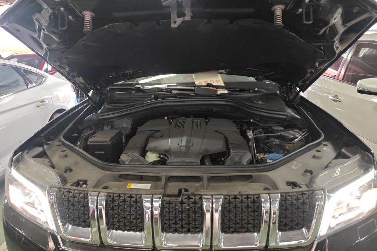 Used BAIC Off-Road BJ90 2021 3.0T Zhenrong Edition Engine Bay
