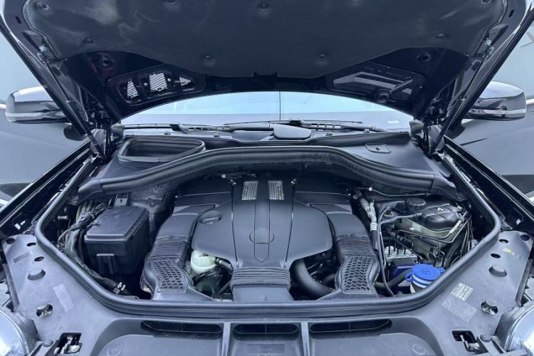 Used BAIC Off-Road BJ90 2021 3.0T Zhenrong Edition Engine Bay