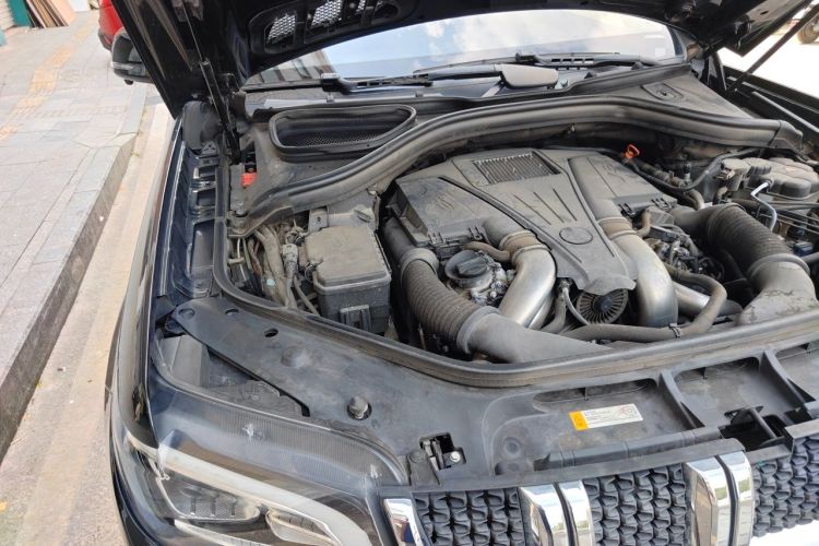 Used BAIC Off-Road BJ90 2021 4.0T Prestige Edition Engine Bay Right