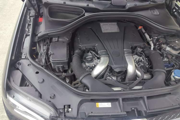 Used BAIC Off-Road BJ90 2021 4.0T Prestige Edition Engine Bay Right