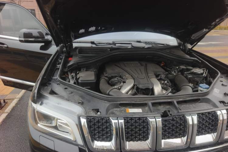 Used BAIC Off-Road BJ90 2021 4.0T Prestige Edition Engine Bay Right