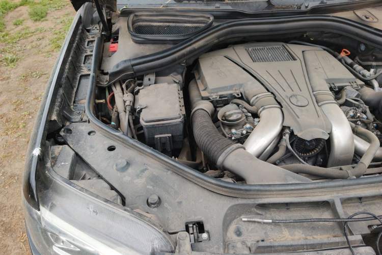 Used BAIC Off-Road BJ90 2021 4.0T Prestige Edition Engine Bay Right