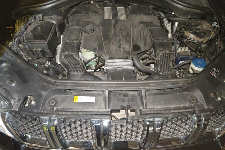 Used BAIC Off-Road BJ90 2021 3.0T Zhenrong Edition Engine Bay