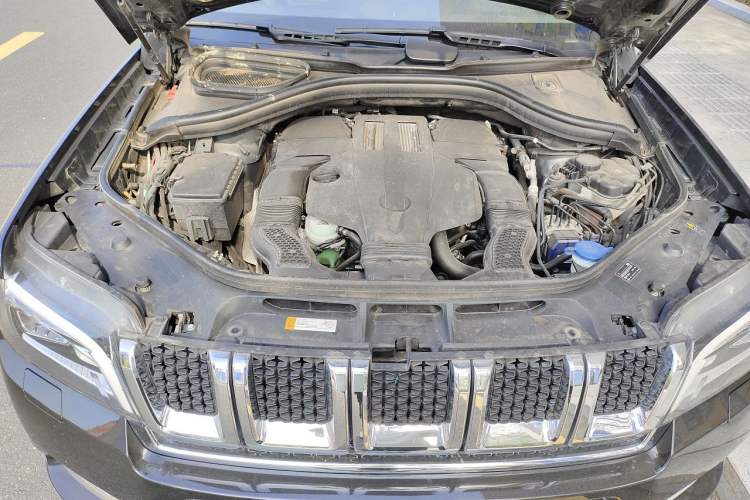 Used BAIC Off-Road BJ90 2021 3.0T Zhenrong Edition Engine Bay