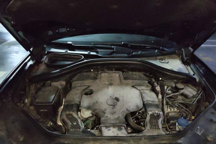 Used BAIC Off-Road BJ90 2021 3.0T Zhenrong Edition Engine Bay