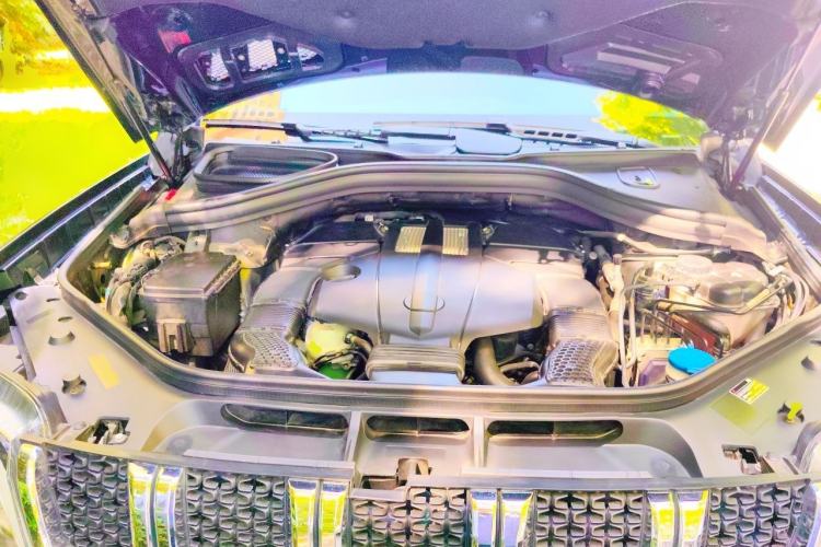 Used BAIC Off-Road BJ90 2021 3.0T Zhenrong Edition Engine Bay