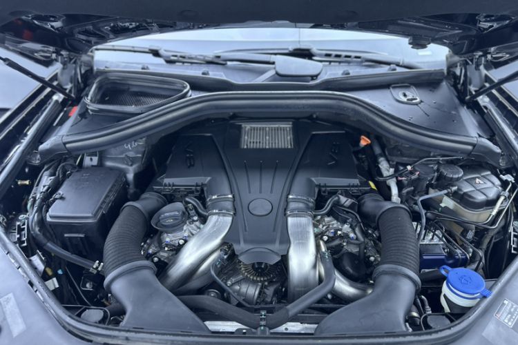 Used BAIC Off-Road BJ90 2021 4.0T Prestige Edition Engine Bay