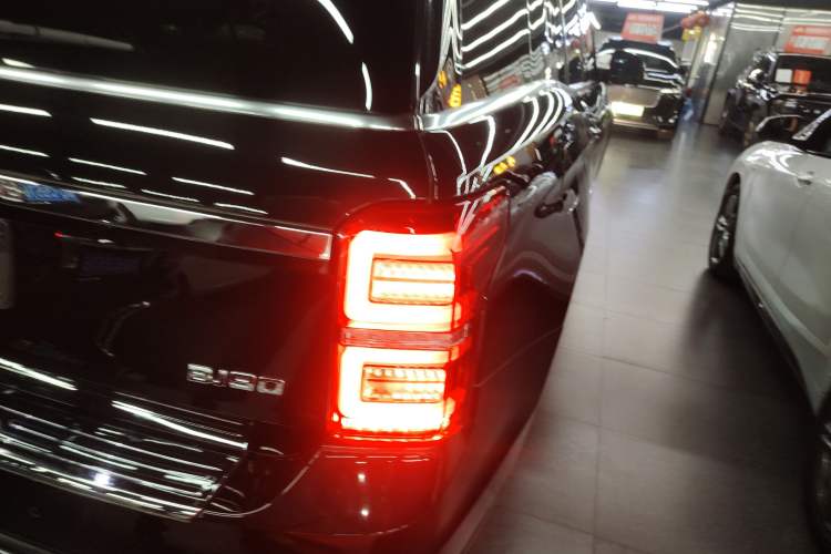 Used BAIC Off-Road BJ90 2021 3.0T Zhenrong Edition Exterior 6