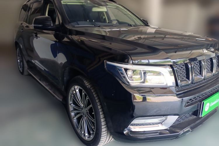 Used BAIC Off-Road BJ90 2021 4.0T Prestige Edition Front Right 45 Deg