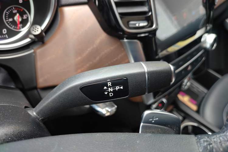 Used BAIC Off-Road BJ90 2021 4.0T Prestige Edition Gear Lever
