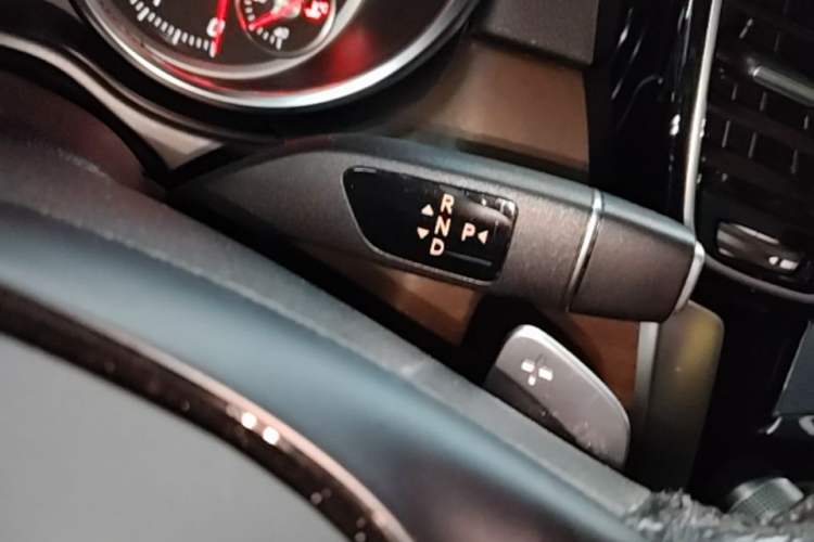 Used BAIC Off-Road BJ90 2021 3.0T Zhenrong Edition Gear Lever