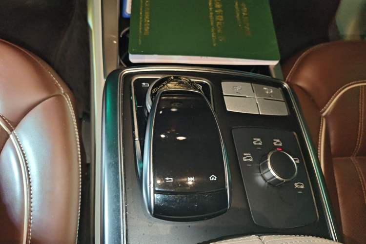 Used BAIC Off-Road BJ90 2021 3.0T Zhenrong Edition Gear Lever