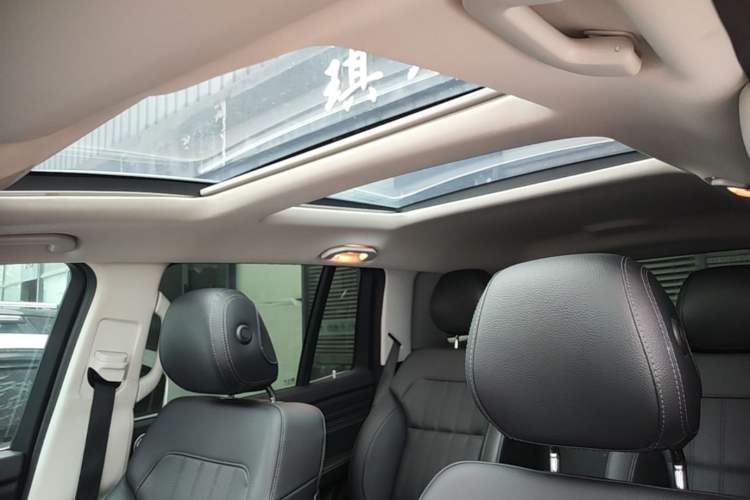 Used BAIC Off-Road BJ90 2021 4.0T Prestige Edition Headliner