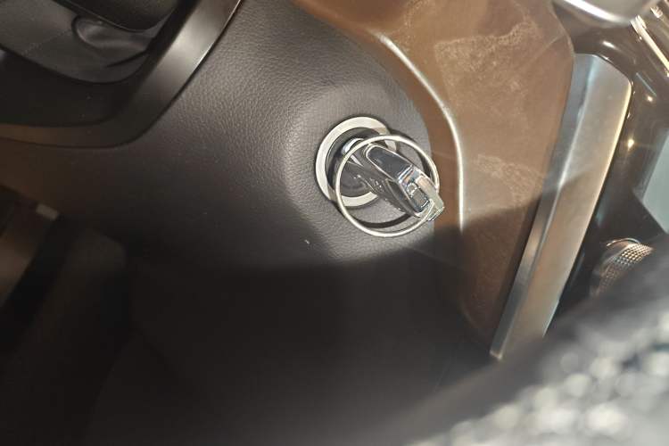 Used BAIC Off-Road BJ90 2021 3.0T Zhenrong Edition Interior 1