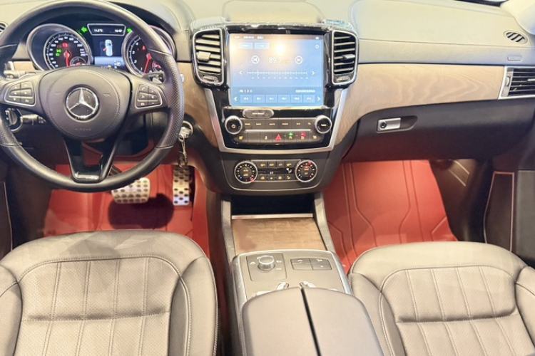 Used BAIC Off-Road BJ90 2021 4.0T Prestige Edition Interior 1