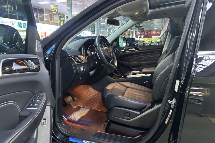 Used BAIC Off-Road BJ90 2021 3.0T Zhenrong Edition Interior 1
