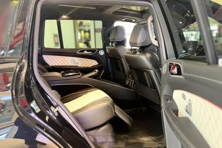 Used BAIC Off-Road BJ90 2021 4.0T Prestige Edition Interior 14